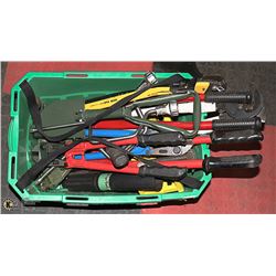 1 GREEN TOTE OF LARGE HAND TOOLS