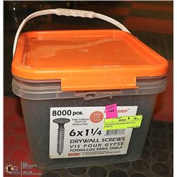 TUB WITH DURAGRIP DRYWALL SCREWS - OVER 7,000