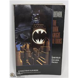 GRAPHIC NOVEL  " THE DARK KNIGHT RETURNS"