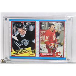 DISPLAY WITH THEO FLEURY + GRETZKY CARDS 42 OF
