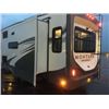 Image 3 : 2020 KEYSTONE RV MONTANA 3120RL LTD LEGACY EDITION
