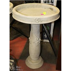 CONCRETE BIRDBATH 16" X 23"