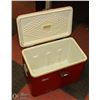 Image 1 : 1960'S COLEMAN METAL RED COOLER