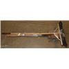 Image 1 : BUNDLE OF YARD / GARDEN TOOLS - HAY FORK,