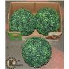 Image 1 : LOT OF 3 - 11' TOPIARY BALLS