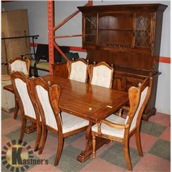 1970'S SET BUFFET /CHINA CABINET - DINNING ROOM