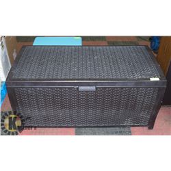 SUNCAST RESIN DECK STORAGE BOX, 46 X 23 X 21