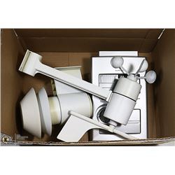ACU-RITE WEATHER STATION WITH FORECASTING