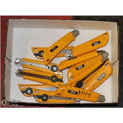 FLAT OF 12 RETRACTABLE UTILITY KNIVES