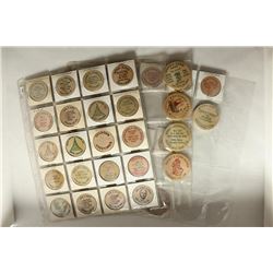38-ASSORTED WOODEN NICKELS CHRISTMAS / NEW YEARS