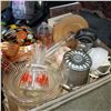Image 2 : 2 TRAYS OF KITCHEN ITEMS, GRANITE WARE LIDDED JAR, AND COLLECTIBLES