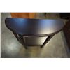 Image 2 : MODERN D TABLE