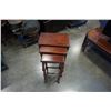 Image 2 : 3 PIECE NESTING END TABLE SET