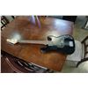 Image 1 : EPIPHONE 4 STRING ELECTRIC BASS GUITAR
