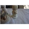 Image 2 : LOT OF PRECIOUS MOMENTS FIGURES