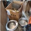 Image 1 : LARGE BOX OF COMMERCIAL POTS, DEEP FRYER TRAYS, AND KITCHEN APPLIANCES