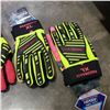 Image 2 : 3 NEW PAIRS RAZORBACK XL GLOVES