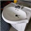 Image 2 : BATHROOM SINK ON CABINET