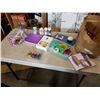 Image 1 : LOT OF CAKE AND CUPCAKE DECORATING SUPPLIES