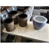Image 1 : 3 NESTING PLANTERS W/ PORCELAIN PLANTER