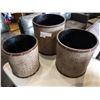 Image 2 : 3 NESTING PLANTERS W/ PORCELAIN PLANTER