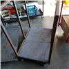 Image 2 : 4 WHEEL 2 SIDED MOVING CART