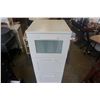 Image 2 : IKEA WHITE 4 DRAWER DRESSER