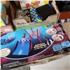 Image 2 : 3 BOXES OF GAMES AND ACTIVITIES