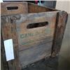 Image 2 : VINTAGE CANADA DRY CRATE