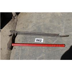 2 TIRE BARS & BEAD BREAKER