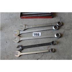 5 COMBINATION WRENCHES (1 1/2" - 2 1/8", 1 3/4" & 1 7/8" WILLIAMS)