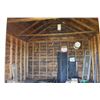 Image 3 : APPROX. 12' X 14' WOOD BUILDING (BROWN)