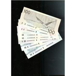 Matching serial numbered Birds set seri