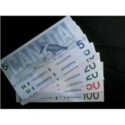 Matching serial numbered Birds set seri