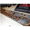 Image 9 : 183cm Cosmetics / Wooden Sign