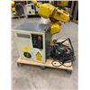 Image 1 : 2004 Fanuc LR Mate 200iB Robot