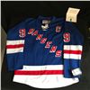 Image 2 : WAYNE GRETZKY SIGNED AUTHENTIC STARTER NY RANGERS HOME JERSEY (WG LOA)