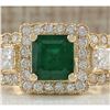 Image 1 : 3.93 CTW Natural Emerald And Diamond Ring In 18K Yellow Gold