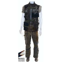 Future Man (TV) – Wolf’s (Derek Wilson) Outfit – FM277