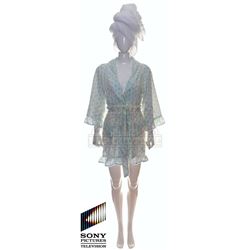 Future Man (TV) – Ty-Anne’s (Eliza Coupe) Bath Robe & Towel – FM291