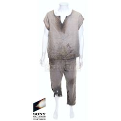 Future Man (TV) – Josh Futturman’s (Josh Hutcherson) Outfit – FM502