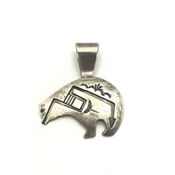 T. SINGER SIGNED NATIVE BEAR PENDANT .925