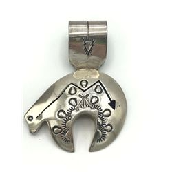 G.J. Delgarito Bear Pendant Vintage Navajo