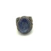 Image 5 : VINTAGE RING W LG LAPIS STONE FLORAL ENGRAVE