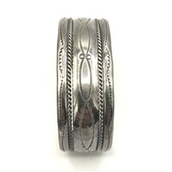 TAHE STERLING SILVER CUFF