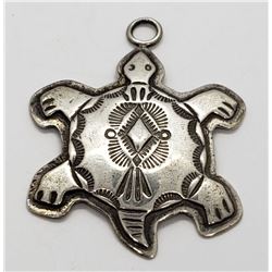 STERLING TURTLE PENDANT NATIVE STYLE
