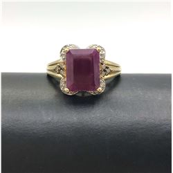 10K GOLD RING RED STONE & DIAMONDS SIZE 7
