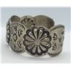 Image 2 : VINTAGE STERLING CUFF WITH NAVAJO ENGRAVED
