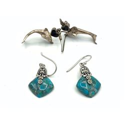 2 PAIRS STERLING EARRINGS DOLPHIN/TURQ/ONXY