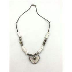 TUBE .925 PULKA SHELL NECKLACE BUTTERFLY
